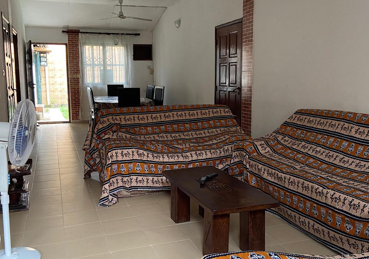 Villa Cb Abidjan Ngoại thất bức ảnh